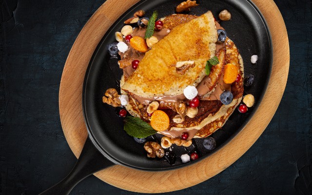 chugunena-plocha-za-ryba-hosse-18h25sm